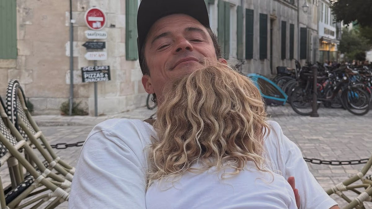 Orlando Bloom shares rare snaps of daughter Daisy Dove, 6