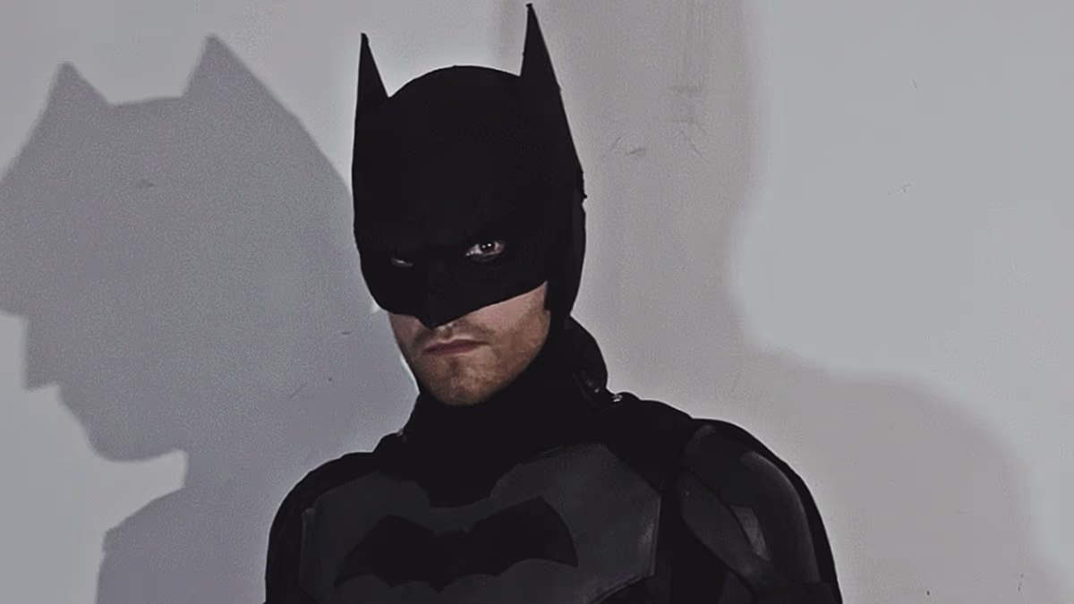Partygoer dressed as Batman saves the day when he catches bag snatcher