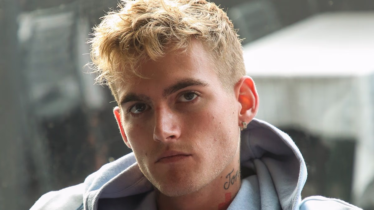 Presley Gerber's 911 dispatch audio reveals details about death at 27