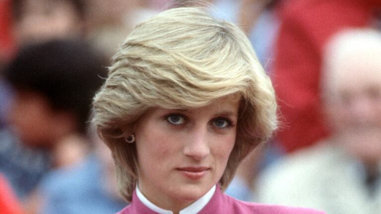 Princess Diana’s Brother Describes Her Troubled Inner Circle Before Her Death