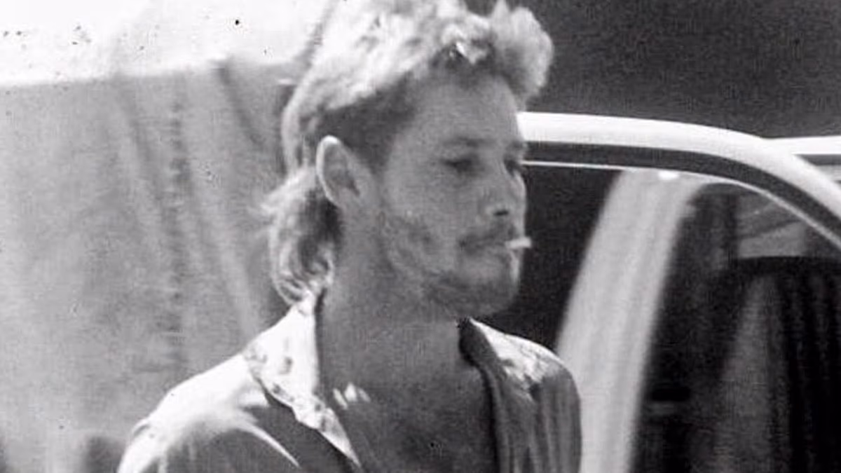 Robert Irwin is the spitting image of dad Steve in new pics