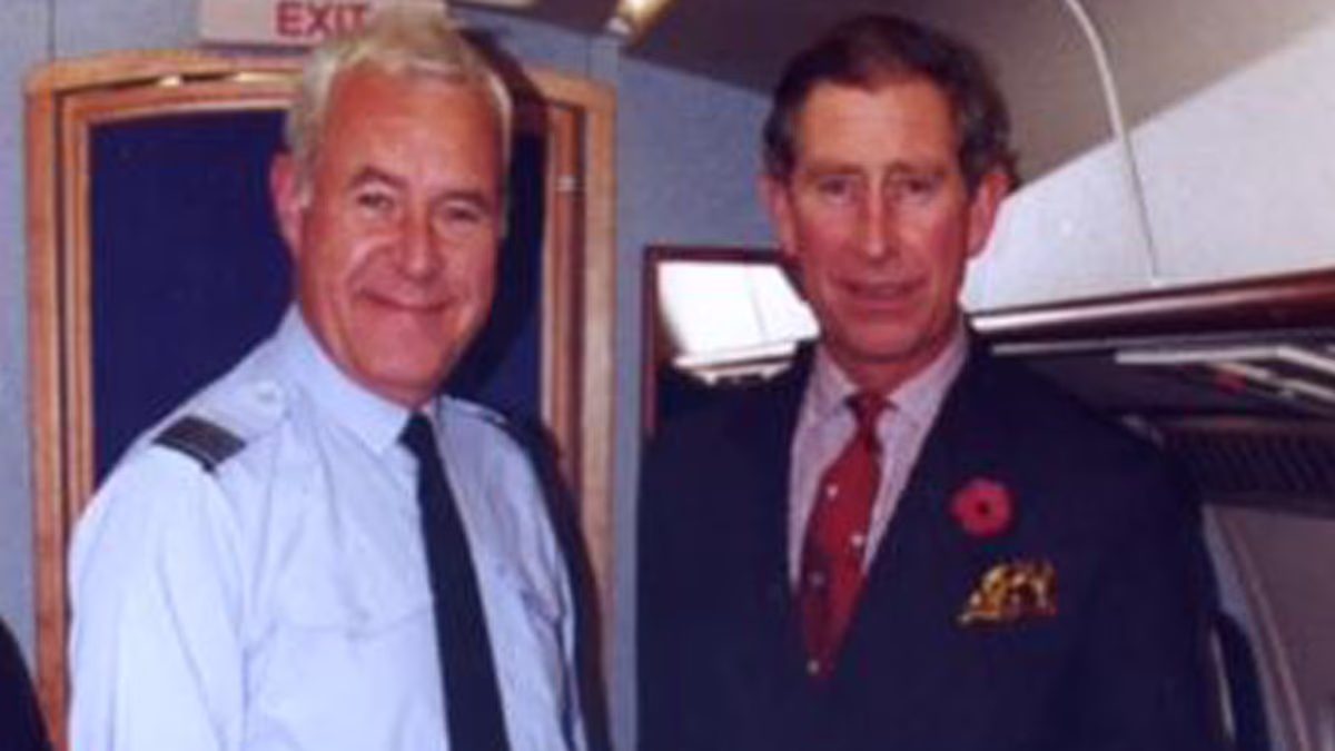 Squadron leader who flew Diana's body back to UK in 1997 dies aged 80