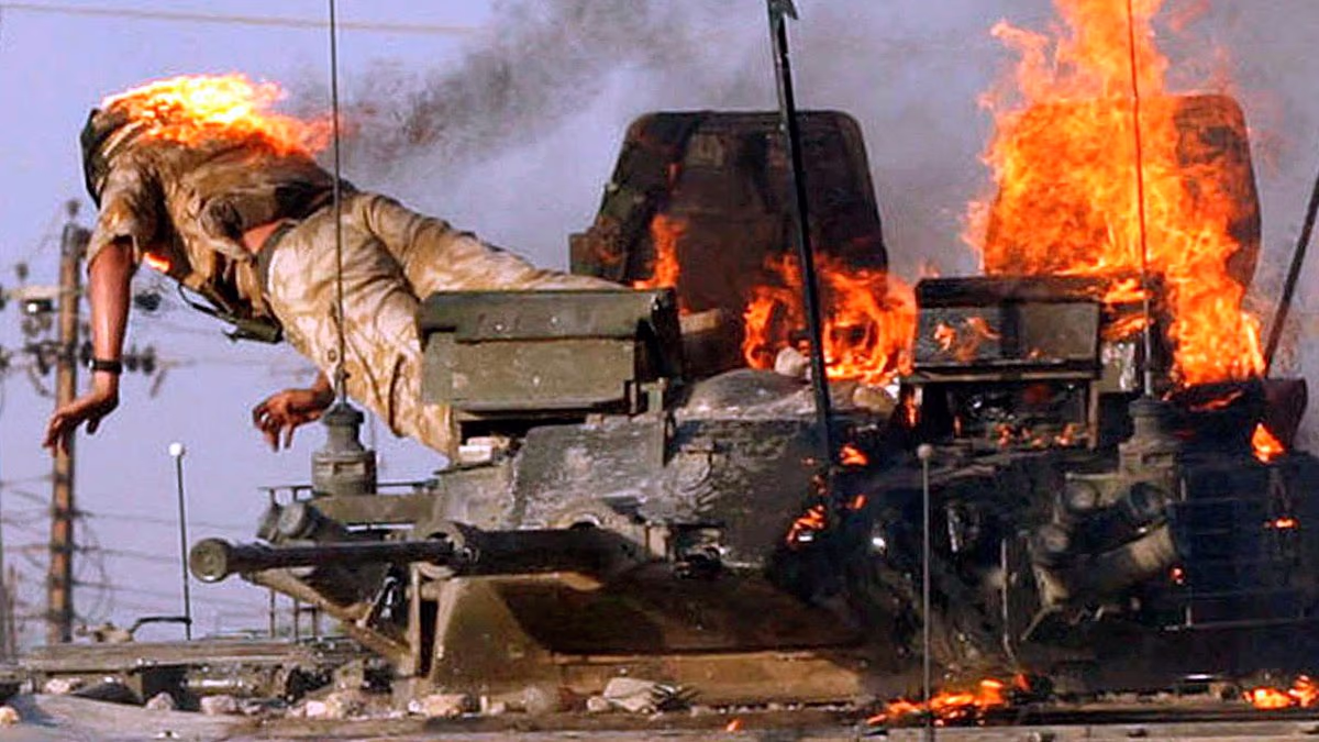 Stunning images show US' two decades in Iraq as final troops leave