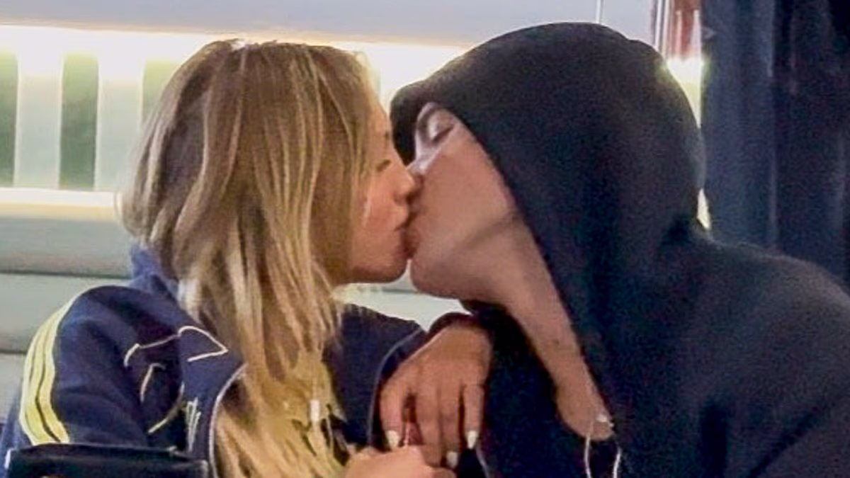 Tammy Hembrowpacks on the PDA with toyboy beau Grayson Te Moana