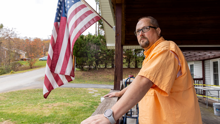 Tennessee Police Raided Man’s Home Over Speeding Criticism, Lawsuit Says