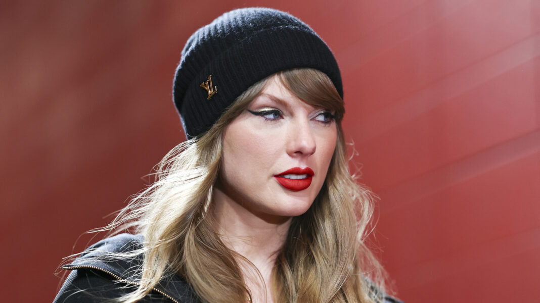 The Internet Leaps To Taylor Swift's Defense Over Misinterpreted 6-Word Chiefs Shout