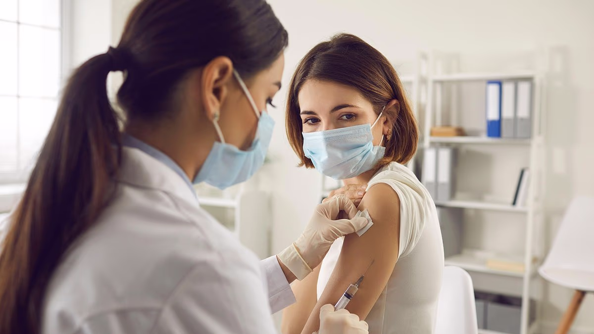 The exact time to get a flu shot after last year's 'super flu' season