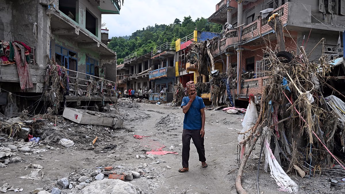 The ominous sign Nepal was about to be hit by the flood