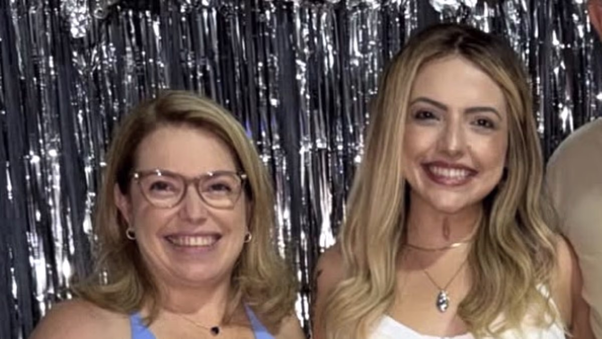 Tragedy as mom and her daughter die from cancer just hours apart