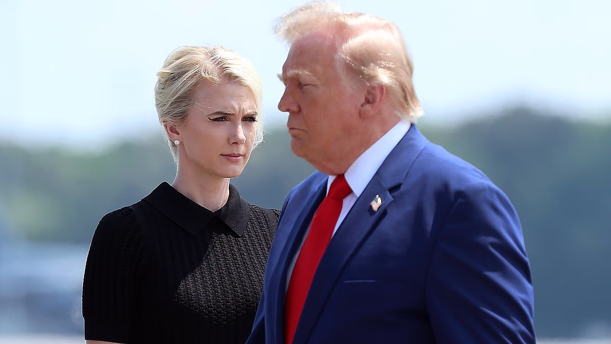 Trump caught secretly slipping eye-popping cash to Natalie Harp