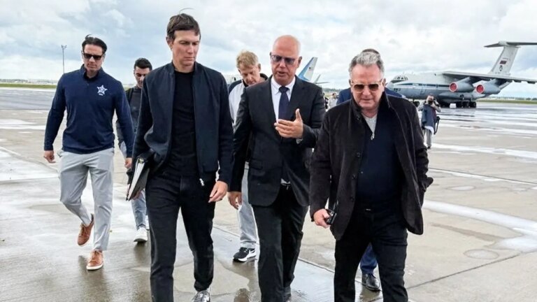 Trump Envoys Witkoff, Kushner Arrive in Moscow to Push Ukraine Peace
