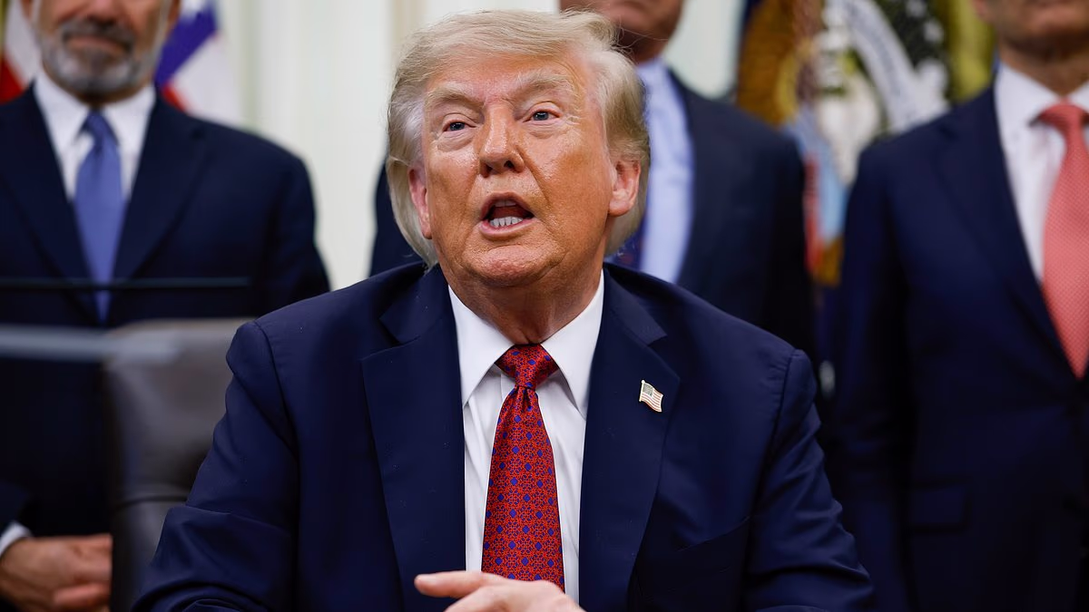 Trump sees brutal marks on Iran war, US prices, new poll shows