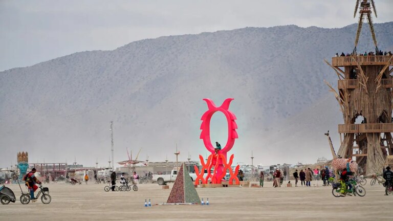 Two Men Die Within 24 Hours at Burning Man as Crowds Gather in Nevada Desert