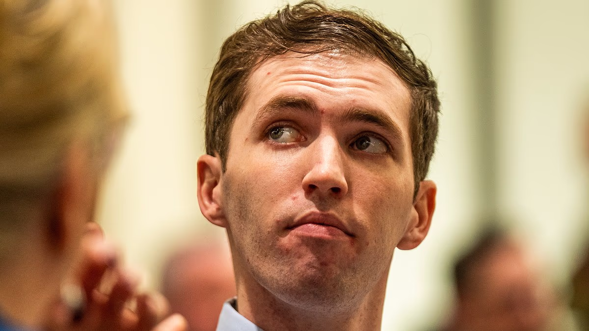 Tyler Robinson to learn if he'll stand trial Charlie Kirk murder
