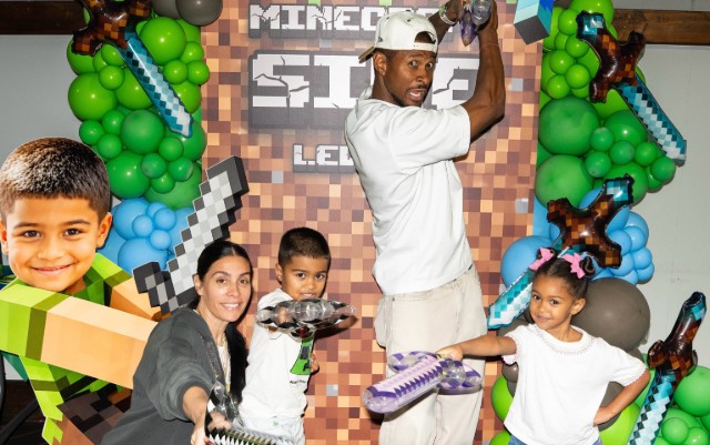 USHER AND JENN GOICOECHEA CELEBRATE SON SIRE’S 5TH BIRTHDAY