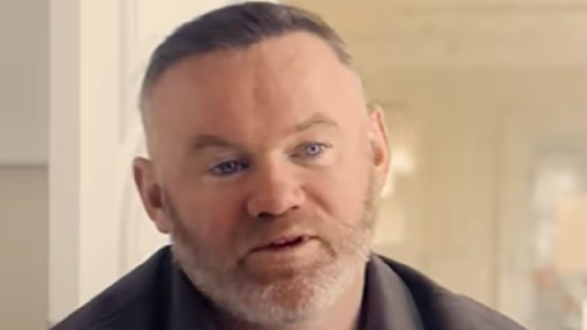 Wayne Rooney reveals Coleen pushed him to have a nose job