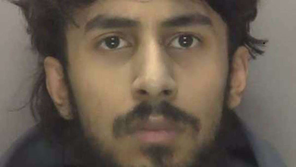 World's worst hitmen whose plot failed when one shot the other jailed
