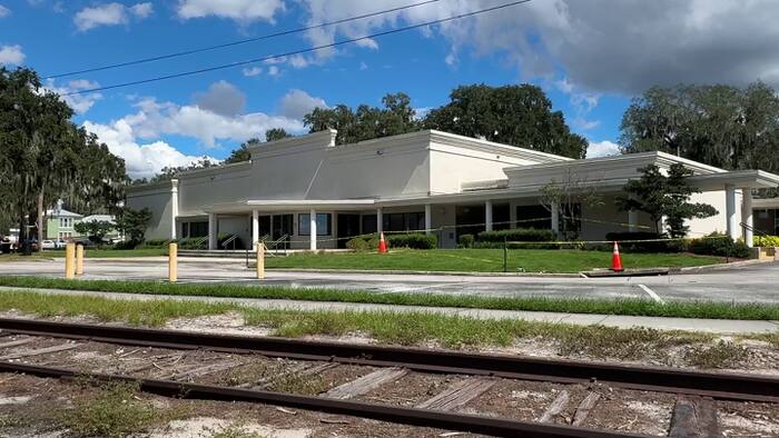 1,340 signatures and growing questions: Eustis residents organize to fight for Community Center