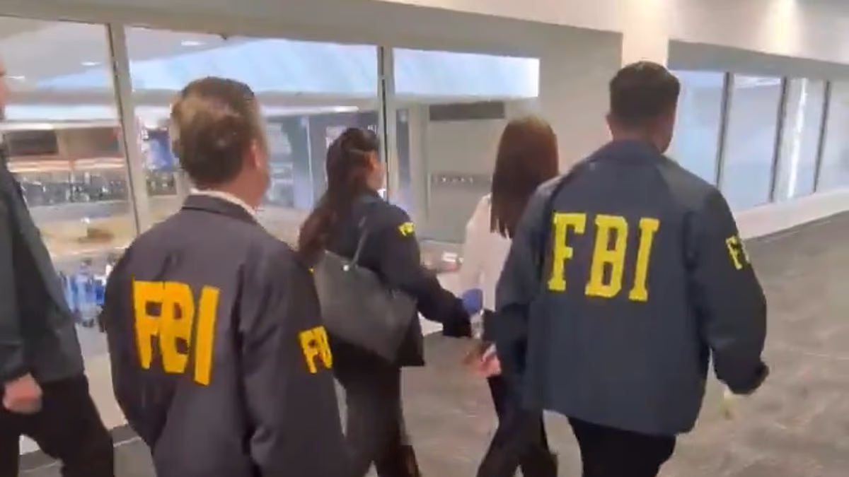 Chinese agent arrested for 'spying on son of Taiwanese president'