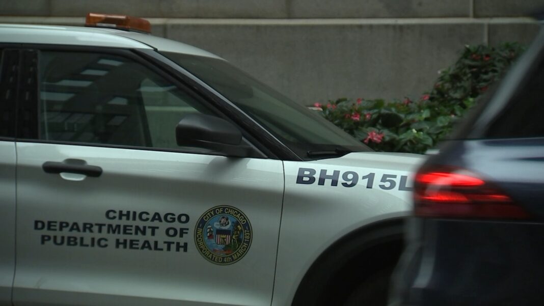 Downtown Chicago parking: I-Team finds government vehicles parked in tow zones in the Loop while nearby drivers receive tickets