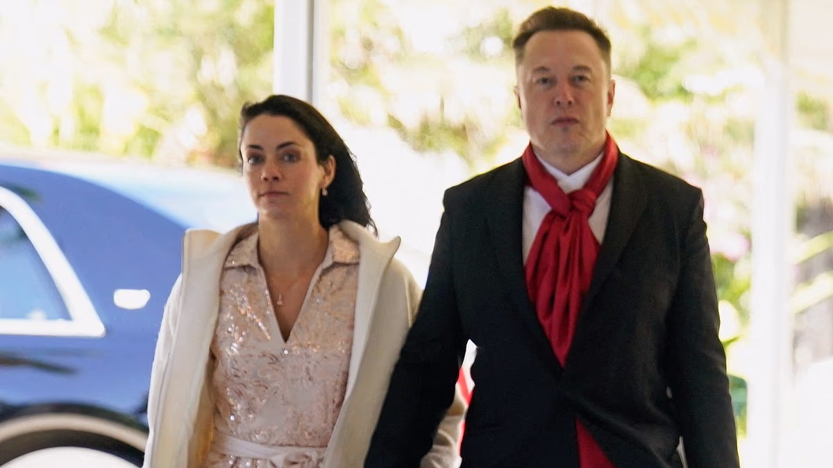 Elon Musk's baby mama Shivon Zilis says billionaire ended relationship