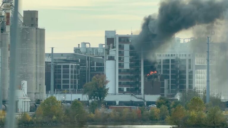 Explosion and Fire at Quaker Oats Plant in Cedar Rapids, Iowa; No Injuries Reported