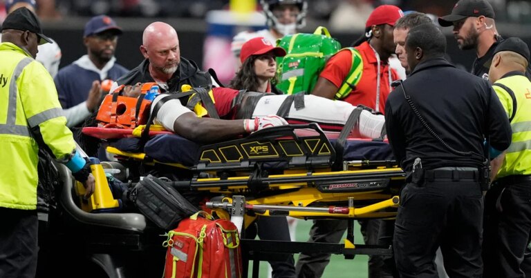 Falcons’ Kendal Daniels Leaves Bears Game on Stretcher After Tackle