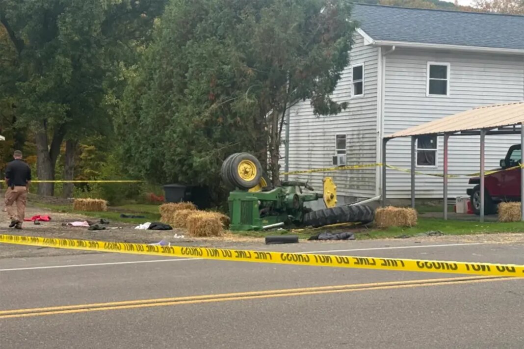 Hayride tractor crashes, injuring dozens -- including 3 critically -- at upstate NY youth outing