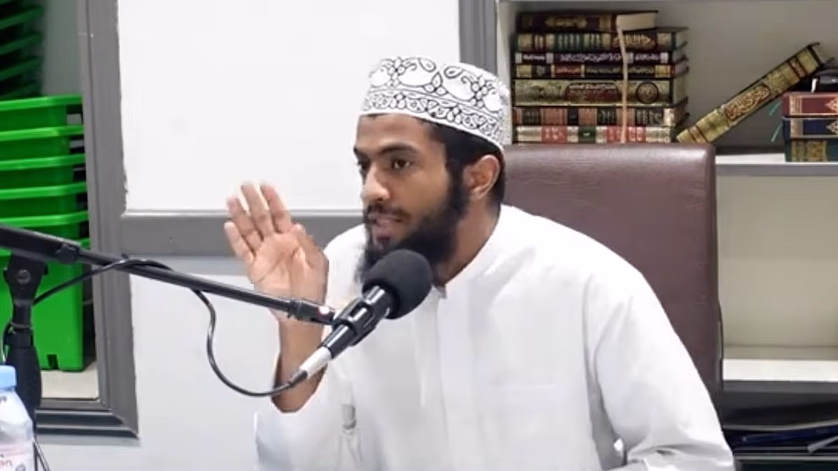 Islamic preacher tells men to beat their wives if they refuse to obey