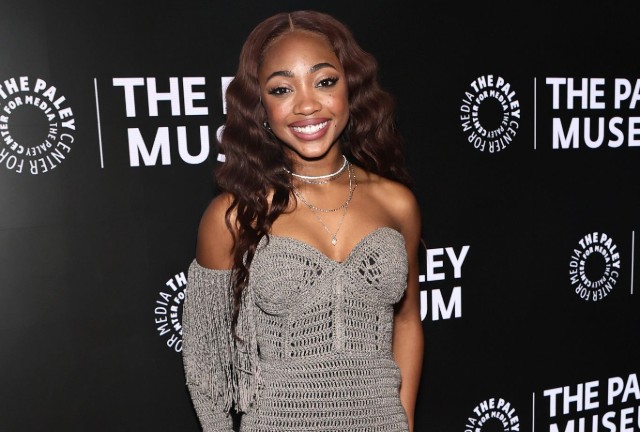 JANICE LEANN BROWN AND LEAH SAVA JEFFRIES SCORE 2026 KIDS’ CHOICE AWARDS NODS