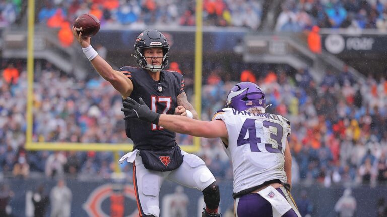 Chicago Bears Expected to Start Quarterback Tyson Bagent Against New York Jets, ESPN Source Tells Ian Rapoport