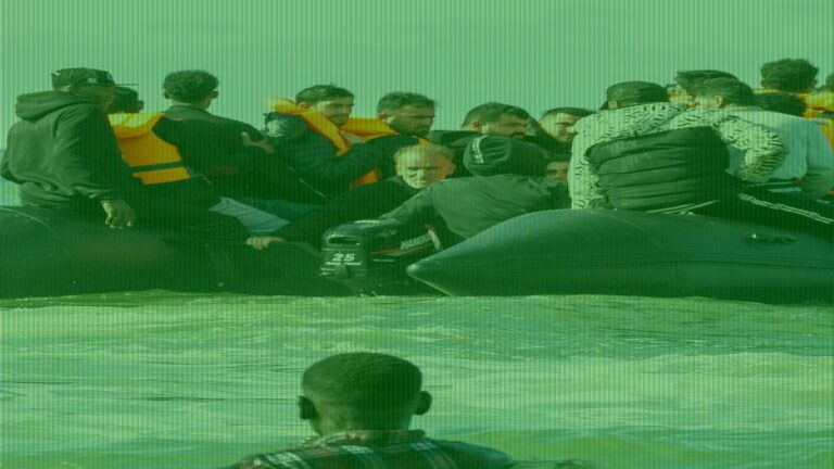 Nearly 4,000 Migrants Await English Channel Crossing, UK Borders Chief Warns