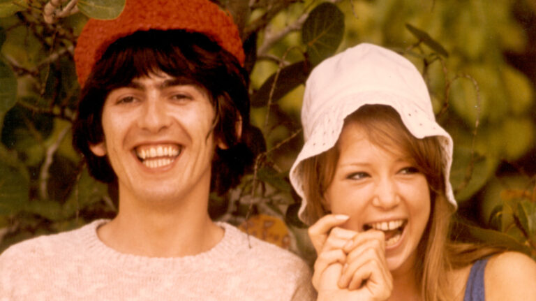 Pattie Boyd’s Teeth Transformation: Her Changing Smile Explained