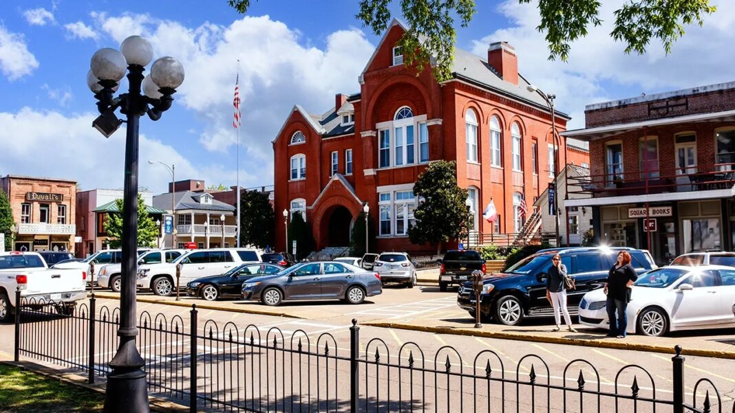 Police near Ole Miss respond to suspected overdose, say 'not student-related'