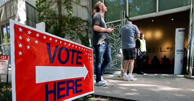 Poll: Jewish Voters Favor Republicans over Democrats by Nearly Two to One