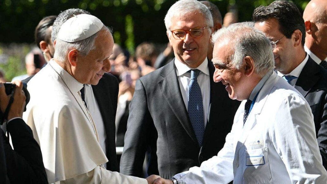 Pope Leo diagnosed with lung cancer after surgeons remove part of right lung, Vatican says
