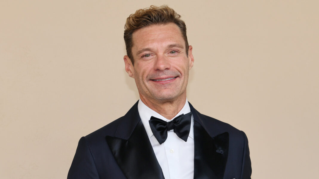 Ryan Seacrest Gives His Body-Shaming Haters A Reality Check With 'Day Off' Pic