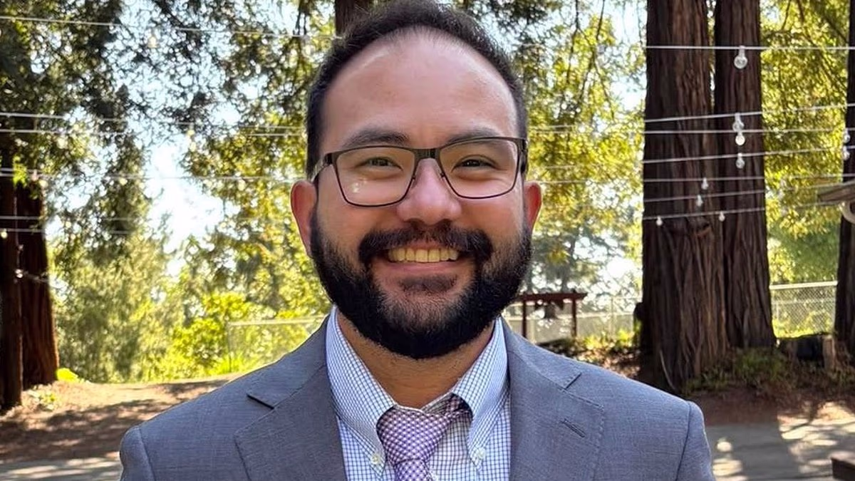 Trans NY Times exec 'gave child creepy book about mourning your mom'