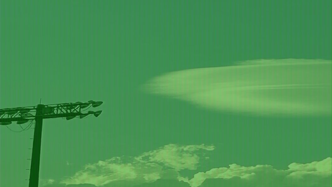 'UFO cloud' over Washington DC sparks claim of cloaked alien craft