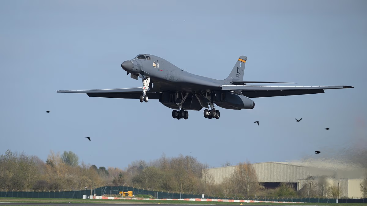 US removes all B-1 bombers from RAF Fairford after 'terror plot'